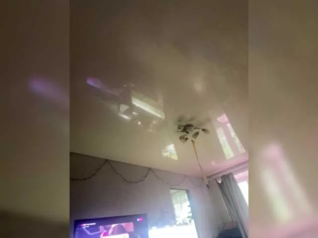 British_EmJess – webcam model profile photo Image 6