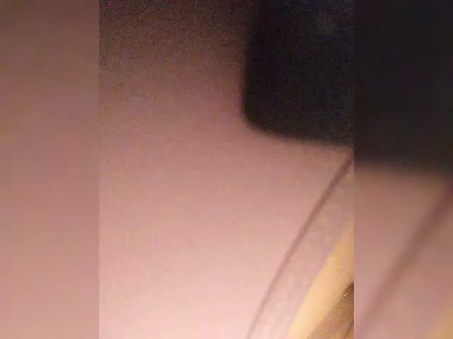 XBIGTITSXX – webcam model profile photo Image 15