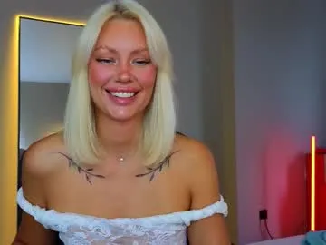 TyleneBuck – webcam model profile photo Image 11