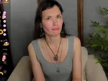 SusyBlair – webcam model profile photo Image 15