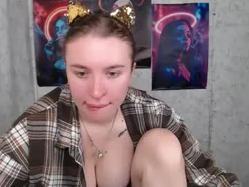 vik77777A – webcam model profile photo Image 16