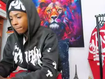 LoraDevine – webcam model profile photo Image 18