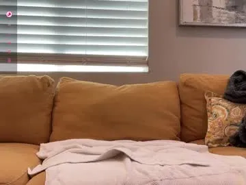 jucieLussie – webcam model profile photo Image 19