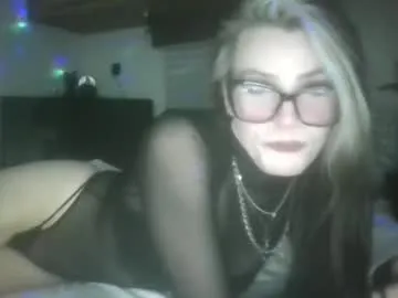 blondeangel_4u2 – webcam model profile photo Image 4