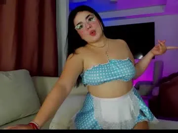 SashaVaughn – webcam model profile photo Image 7