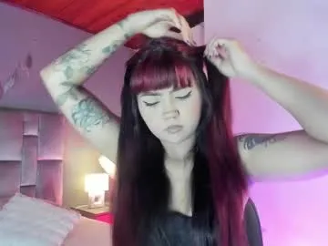 Tricky-Kitsune – webcam model profile photo Image 2