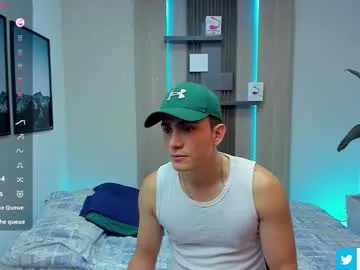 LoraDevine – webcam model profile photo Image 10