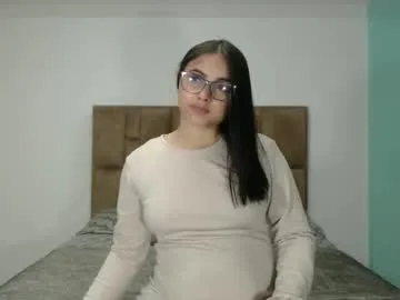 LizzieGreyX – webcam model profile photo Image 12