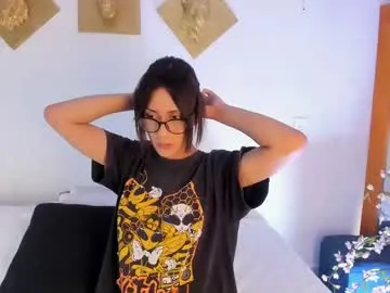 LizzieGreyX – webcam model profile photo Image 15