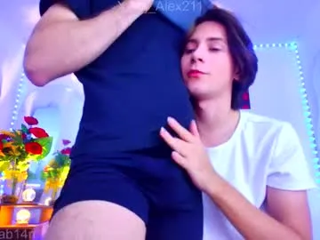 LoraDevine – webcam model profile photo Image 19