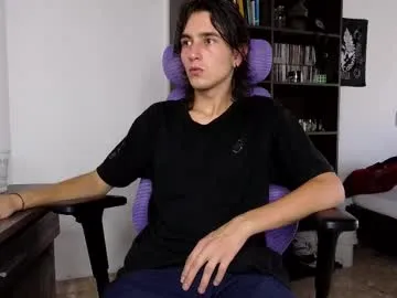 koreanboy2341 – webcam model profile photo Image 13