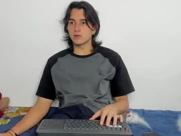 koreanboy2341 – webcam model profile photo Image 4