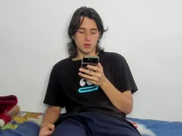 koreanboy2341 – webcam model profile photo Image 5