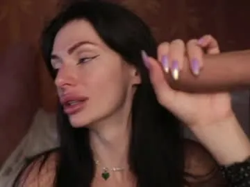 British_EmJess – webcam model profile photo Image 4