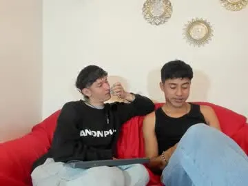 blondeangel_4u2 – webcam model profile photo Image 3