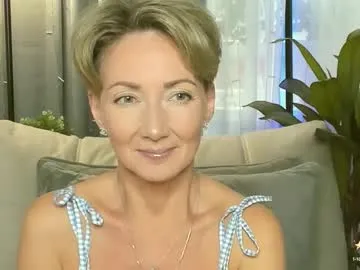 fiery-girl – webcam model profile photo Image 4