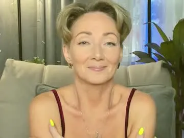 fiery-girl – webcam model profile photo Image 6