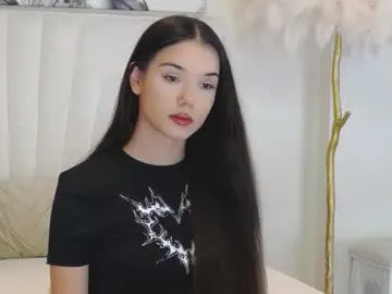 alexisdevine Image 17