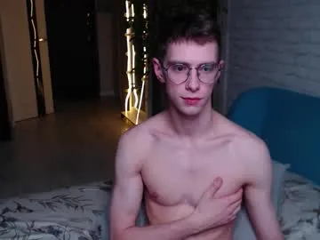 Donovan_Desmond – webcam model profile photo Image 12