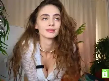 AureliyXXX – webcam model profile photo Image 4