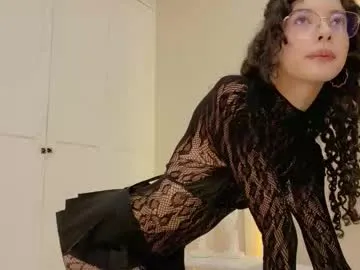 British_EmJess – webcam model profile photo Image 17