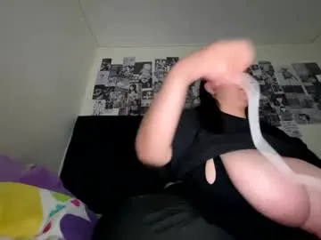 GlamGran – webcam model profile photo Image 16