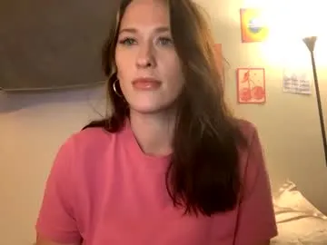 Olga372 – webcam model profile photo Image 3