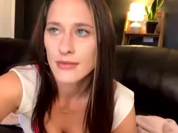 Olga372 – webcam model profile photo Image 6