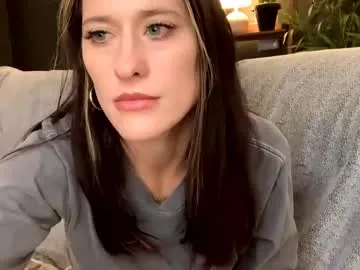 Olga372 – webcam model profile photo Image 8