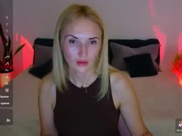 British_EmJess – webcam model profile photo Image 19
