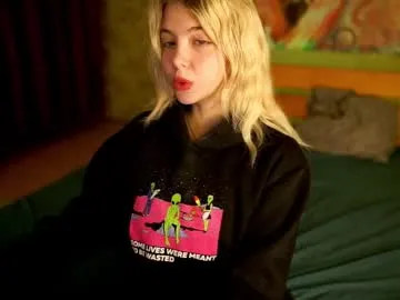 blondeambitionnn – webcam model profile photo Image 10