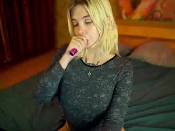 blondeambitionnn – webcam model profile photo Image 6