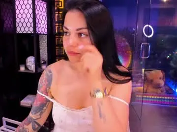 Angelina-1-7 – webcam model profile photo Image 11