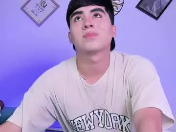 Libely – webcam model profile photo Image 5