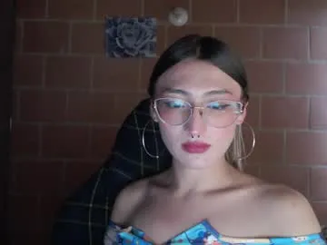 SusyBlair – webcam model profile photo Image 8