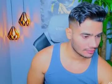 reeves_bae – webcam model profile photo Image 18