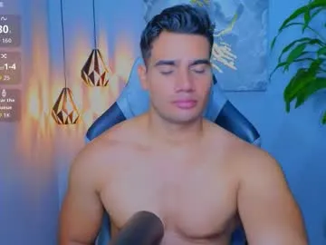 reeves_bae – webcam model profile photo Image 9