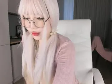 LiaMetz – webcam model profile photo Image 15