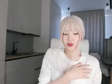 LiaMetz – webcam model profile photo Image 4