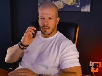 busterspinter – webcam model profile photo Image 6