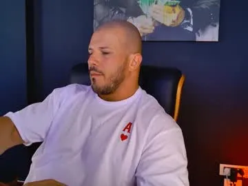 busterspinter – webcam model profile photo Image 7