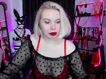 NurseTDoc – webcam model profile photo Image 12