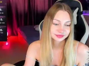 blondeangel_4u2 – webcam model profile photo Image 10