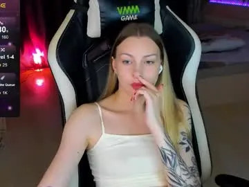 blondeangel_4u2 – webcam model profile photo Image 14