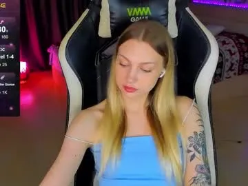 blondeangel_4u2 – webcam model profile photo Image 6