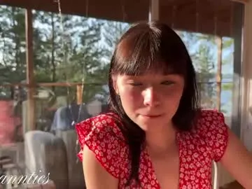 MistressLouUK – webcam model profile photo Image 4