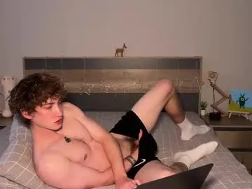 Benson18y – webcam model profile photo Image 11