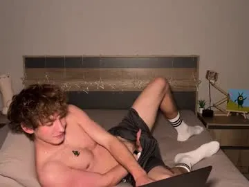 Benson18y – webcam model profile photo Image 15