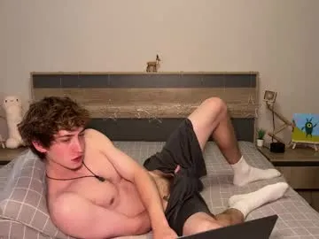 Benson18y – webcam model profile photo Image 9