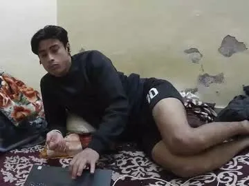 BrookeBratXO – webcam model profile photo Image 19